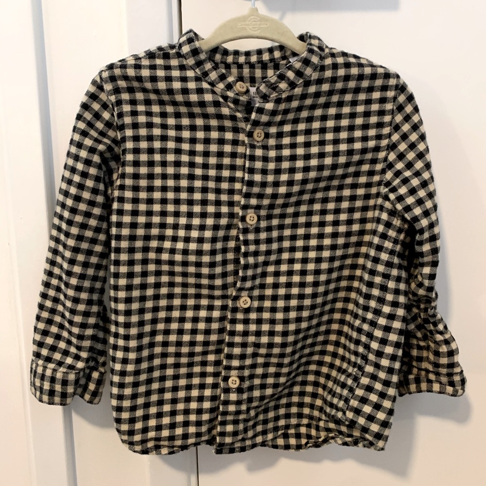 Zara Boys black/beige button down. 18-24